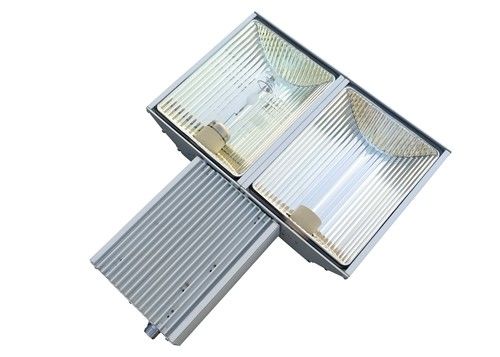 580µmol / s 164ft CMH تنمو الأضواء طيف كامل 630W