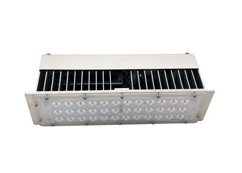 SMD3030 0.75A مصابيح نمو نباتية كاملة الطيف ، مصابيح نمو LED 277Vac SMD