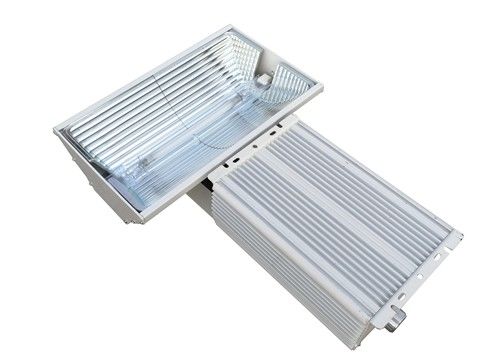 220V 115lm / w CMH تنمو أضواء نباتات داخلية تنمو FCC