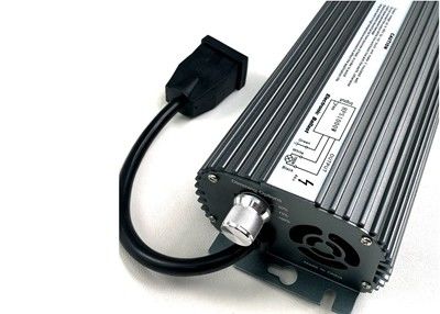 التفريغ عالي الكثافة MH تنمو ضوء الصابورة HID 1000W إضاءة المصنع
