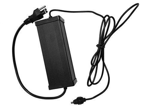 21V5A 850g AC التيار الكهربائي المستمر الجهد الكهربي بقيادة التيار المستمر 105W