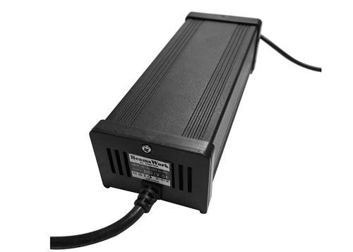 21V5A 850g AC التيار الكهربائي المستمر الجهد الكهربي بقيادة التيار المستمر 105W